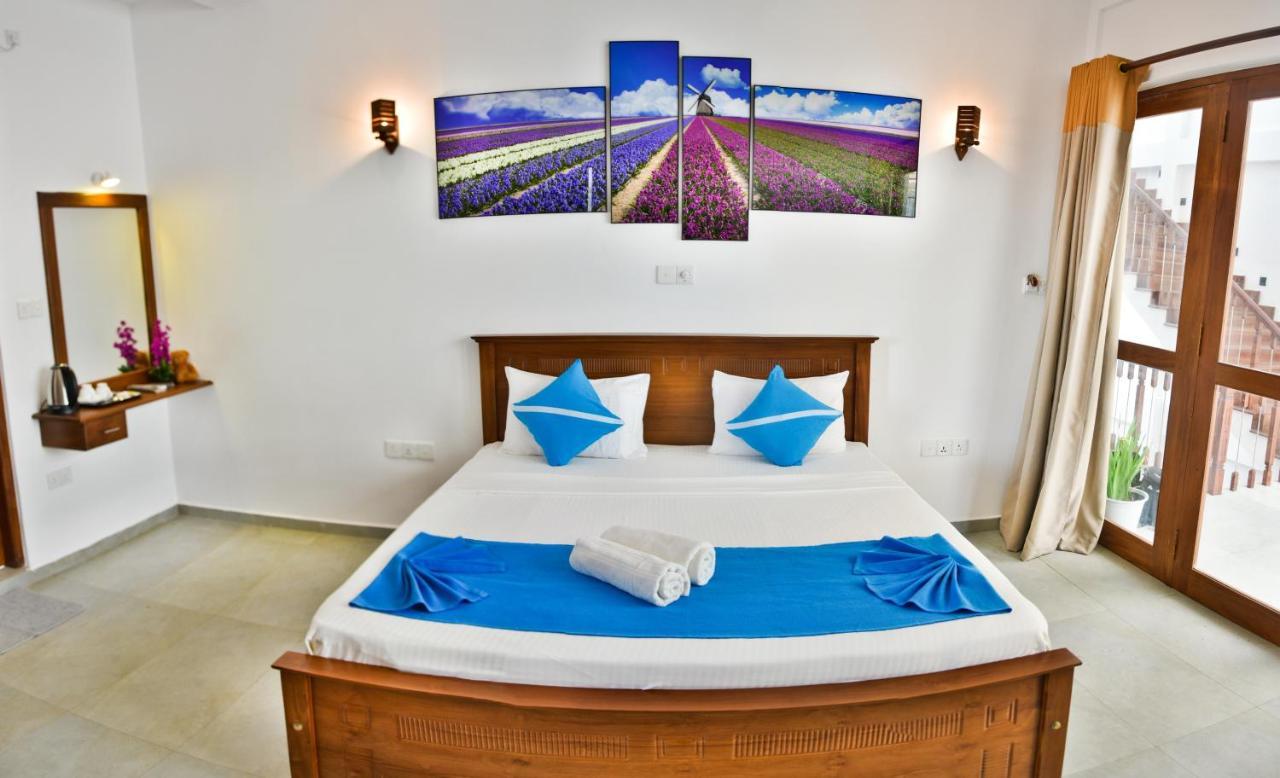 Rominrich Hotel Hikkaduwa Ngoại thất bức ảnh