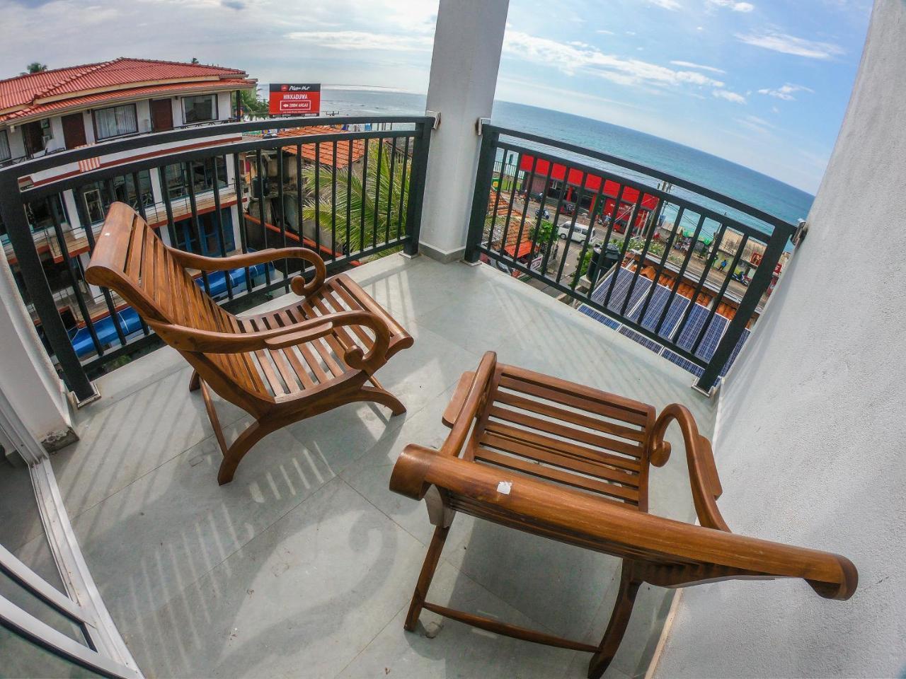Rominrich Hotel Hikkaduwa Ngoại thất bức ảnh