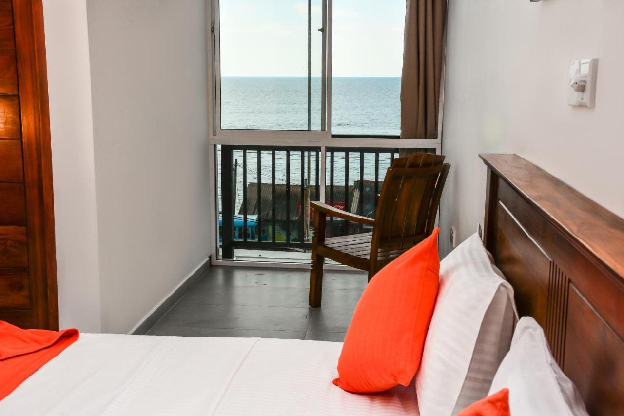 Rominrich Hotel Hikkaduwa Ngoại thất bức ảnh